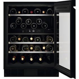 Vínotéka Electrolux EWUD040B8B čierna

