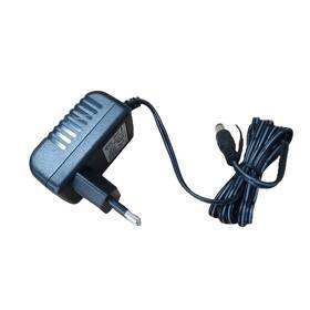 Nabíjací adaptér ETA 7453 00140 

