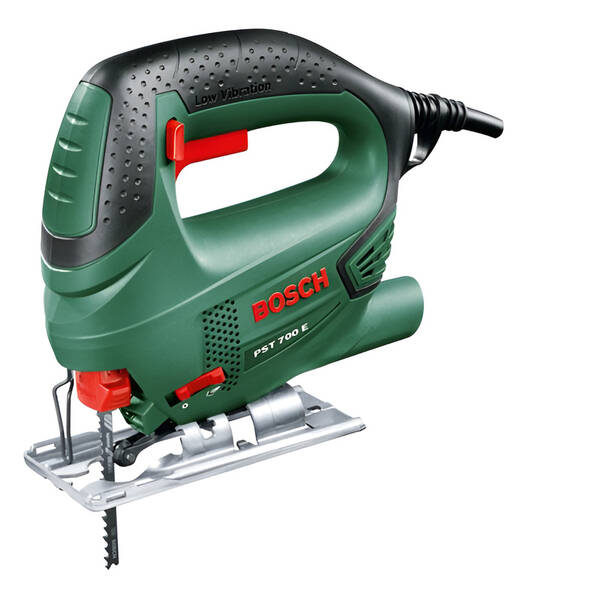 Priamočiara píla Bosch PST 700 E Compact 

