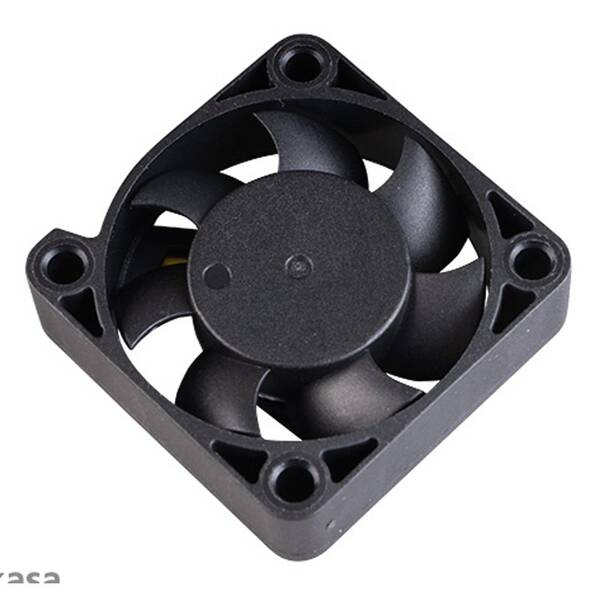 Ventilátor AKASA Black, 40×10 mm čierny

