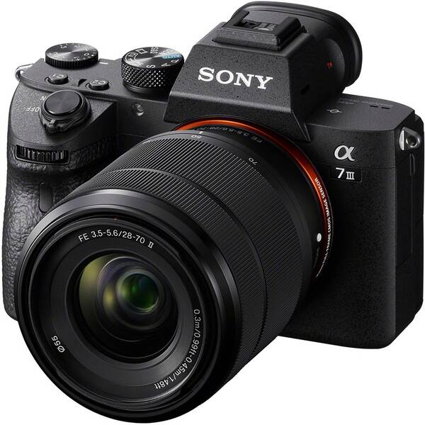 Digitálny fotoaparát Sony 7 III + 28-70 OSS II čierny

