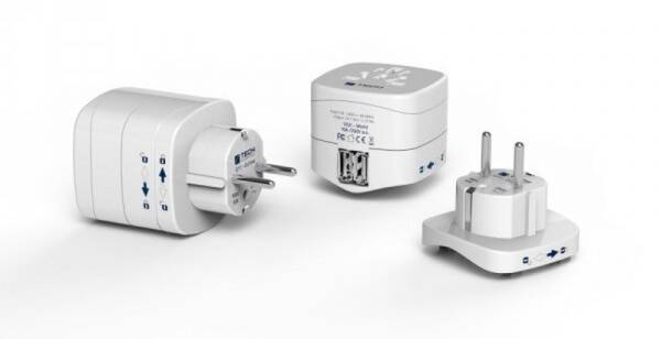 Cestovný adaptér TECH pro cizince v ČR, 2x USB biely

