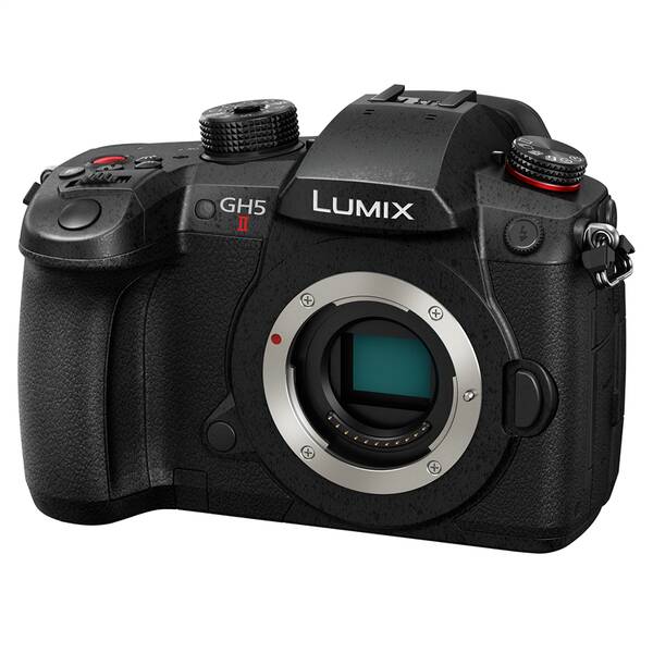 Digitálny fotoaparát Panasonic DC-GH5 II čierny

