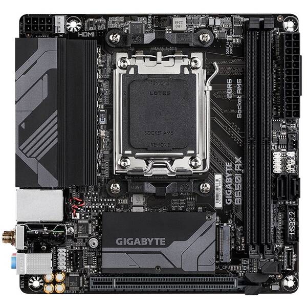 Základná doska GIGABYTE B650I 

