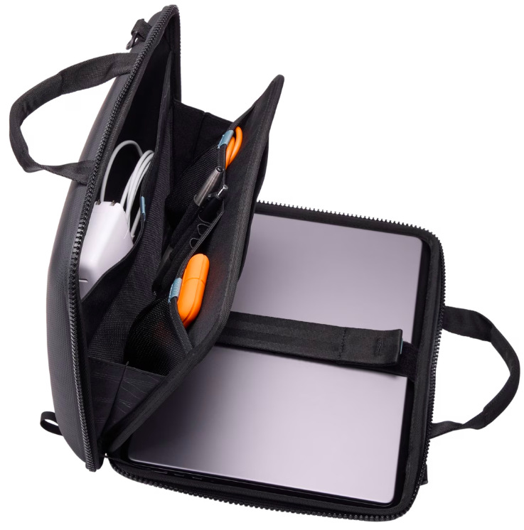 Taška na notebook THULE Gauntlet 5.0 - 14" MacBook Pro - čierna