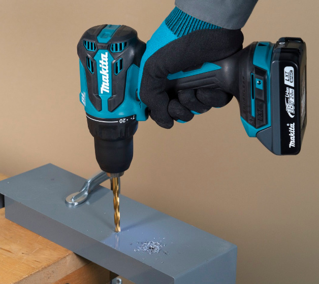 Vŕtací skrutkovač Makita LXT DDF490WVE (s baterií) Vŕtací skrutkovač Makita DDF490WVE (s batériou)
