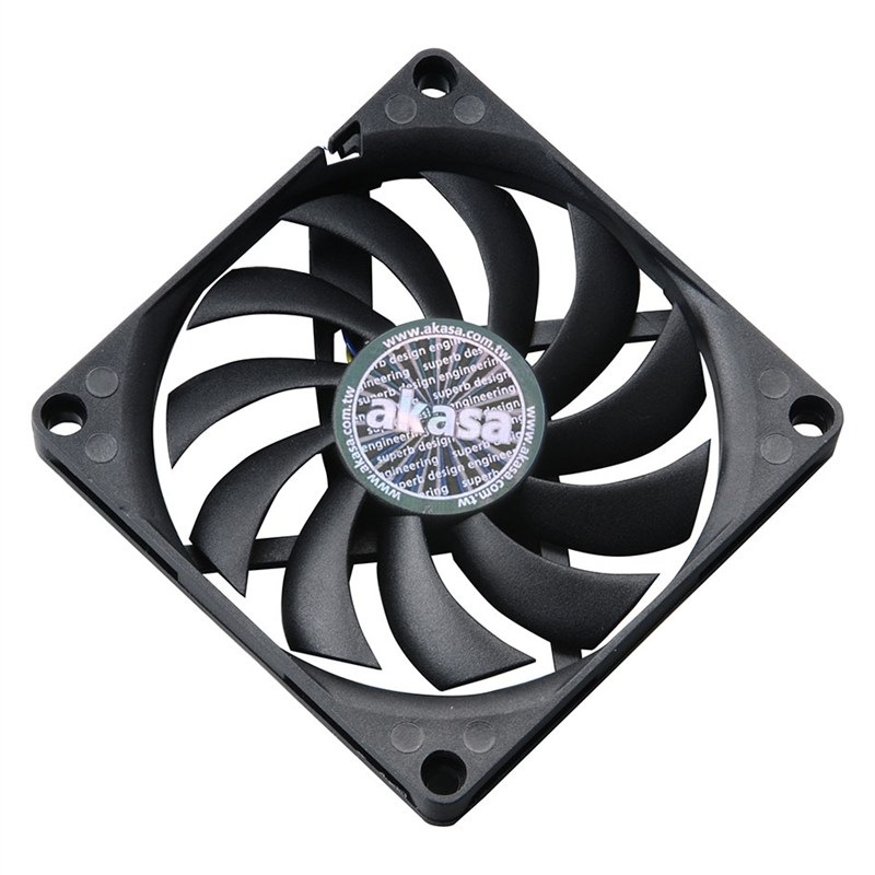 Ventilátor AKASA Slim, 80 mm, PWM, čierna farba.