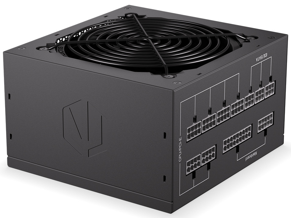Zdroj ENDORFY Supremo FM5 Gold 650W Na snímke je plný ľavý bok. Pravý bok s radmi portov na pripojenie komponentov a hore je mriežka s ventilátorom.