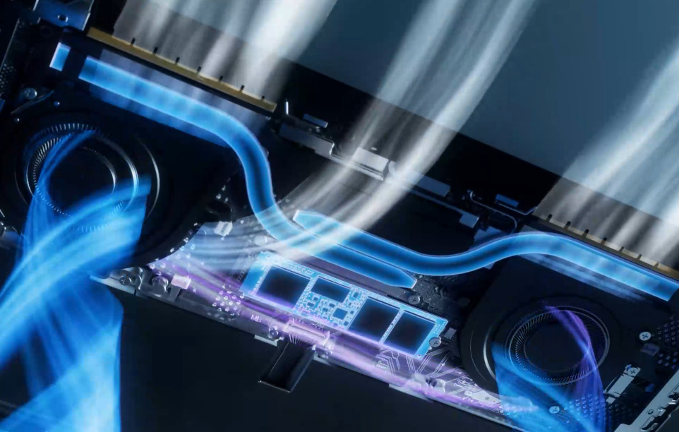 Notebook Asus ExpertBook Ultra sivý Asus ExpertBook Ultra sa opiera aj o chladenie ExpertCool Pro