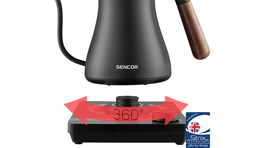 Rýchlovarná kanvica Sencor SWK 2828BK, 0,6 l čierna Detailný záber na centrálny 360 ° konektor STRIX pri rýchlovarnej kanvici Sencor SWK 2828BK.