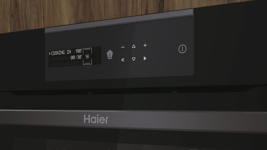 Rúra Haier I-Message Series 4 HWO60SM5B9BH čierna