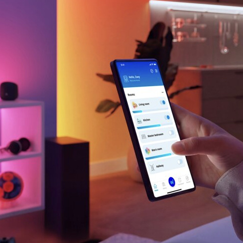 LED pásik Philips Smart LED HDMI 2.1 Sync box kit 75"-85" EU čierny Ovládanie farebného podsvietenia televízora z mobilného telefónu prostredníctvom aplikácie WiZ