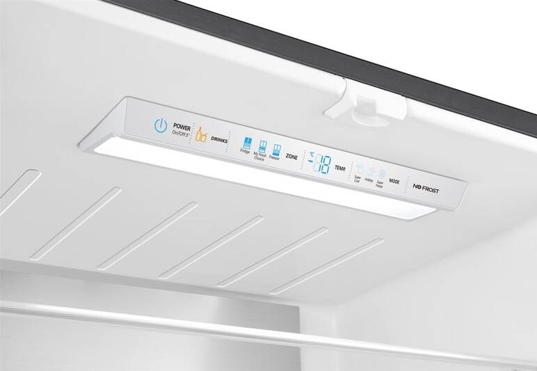 Americká chladnička Hisense RF540N4SBF2 čierna