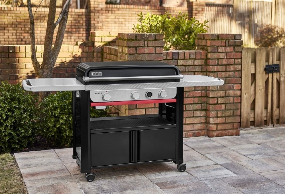 Gril záhradný plynový Weber SLATE GPD Premium 76 cm čierny Gril záhradný plynový Weber SLATE GPD Premium 76 cm čierny
