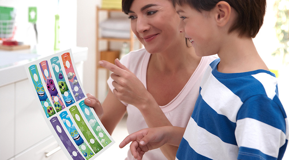 Zubná kefka Philips Sonicare For Kids HX6352/11 zelená Philips HX6352/11 Sonicare For Kids