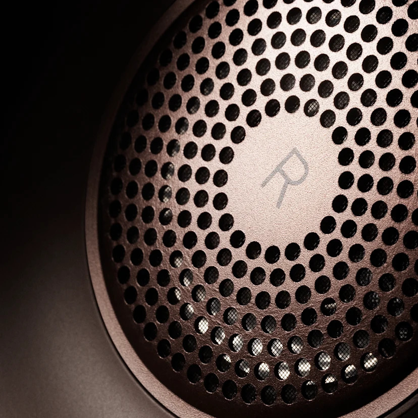 Slúchadlá Bang & Olufsen Beoplay H95 hnedá Bang & Olufsen Beoplay H95, hnedá