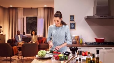 Inteligentná žiarovka Philips Hue Bluetooth 9W, E27, White and Color Ambiance (2ks) Inteligentná žiarovka Philips Hue Bluetooth 9W, E27, White and Color Ambiance (2ks)