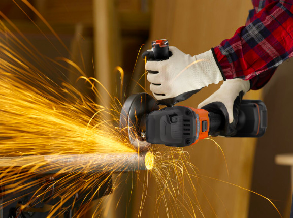 Uhlová brúska Black-Decker BCG6L8D2S-QW (s batériou)