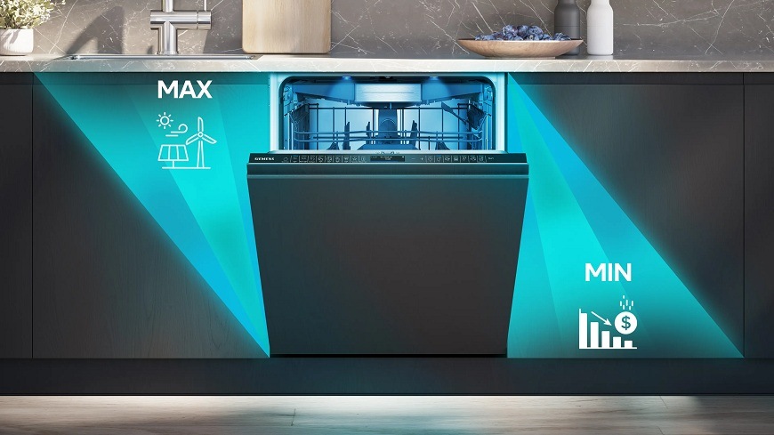 Umývačka riadu Siemens iQ500 SN65ZX17CE Zeolith® Umývačka Siemens v tmavej kuchynskej linke so znázornením využitia energetických zdrojov na max a ušetrenie finančných prostriedkov