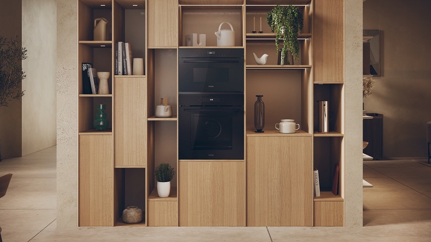 Mikrovlnná rúra Haier H38DMWID26NB čierna rúra Haier H38DMWID26NB v kuchyni