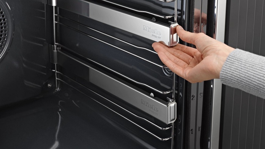 Rúra Miele H 2467 BP čierna Rúra Miele H 2467 BP čierna