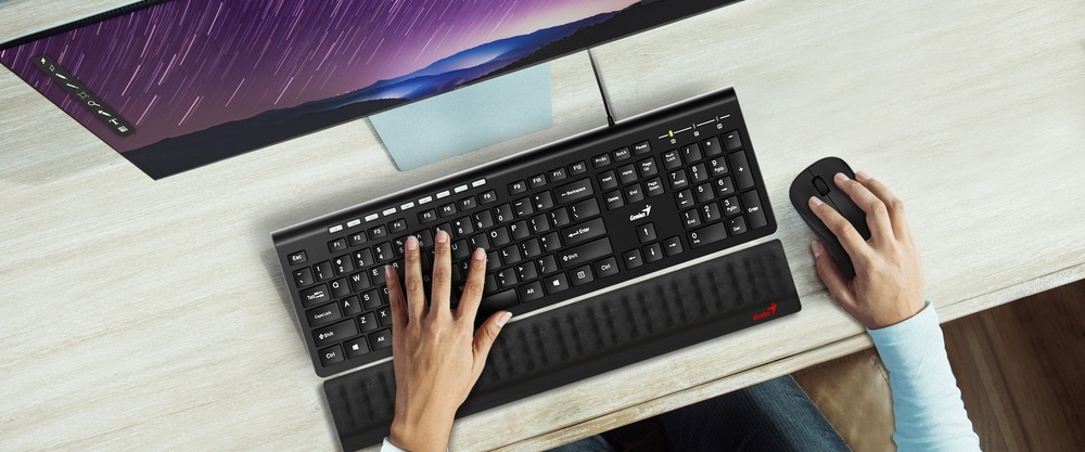 Klávesnica Genius Slimstar 230 II, drôtová, copilot, USB, CZ+SK layout čierna Genius Slimstar 230 II (31310048407)