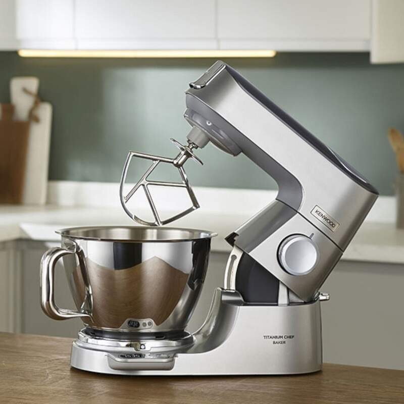 Kuchynský robot KENWOOD Titanium Chef Baker KVL85.224SI strieborný „“
