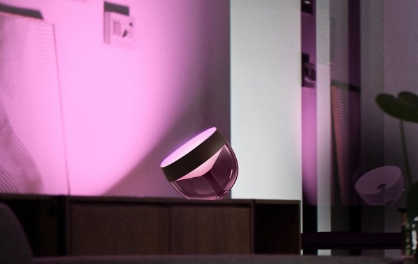 Stolná lampa Philips Hue Iris Bluetooth biela Philips Hue Iris Bluetooth, bílá