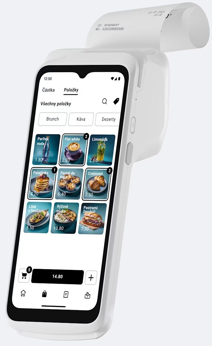 Platobný terminál SumUp Terminal biely SumUp Smart Terminal s tlačiarňou zobrazujúcou prehľad položiek menu s cenami.