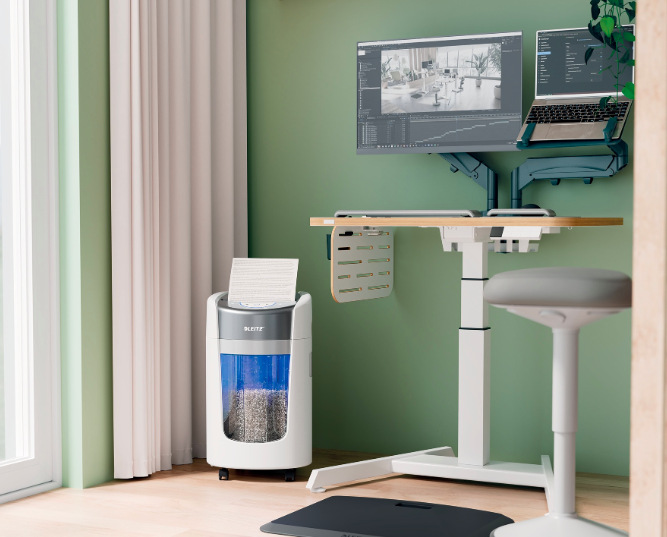 Skartovač Leitz IQ OptiMax 225 biely Skartovač Leitz IQ OptiMax 225 - biely