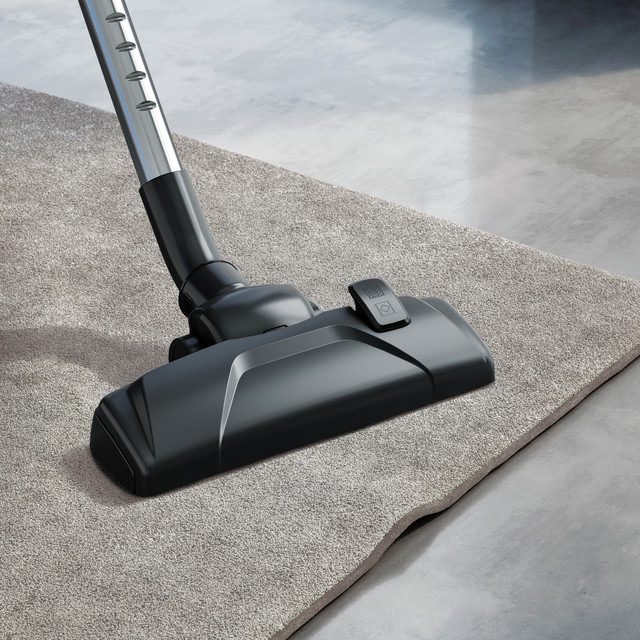Podlahový vysávač Electrolux Easy Go EEG41IW biely