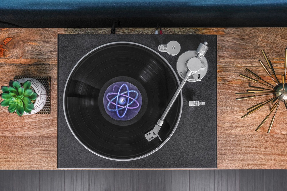 Gramofón Victrola VPT-2500 Hi-Res Carbon čierny/strieborný Gramofón Victrola VPT-2500 Hi-Res Carbon čierny/strieborný