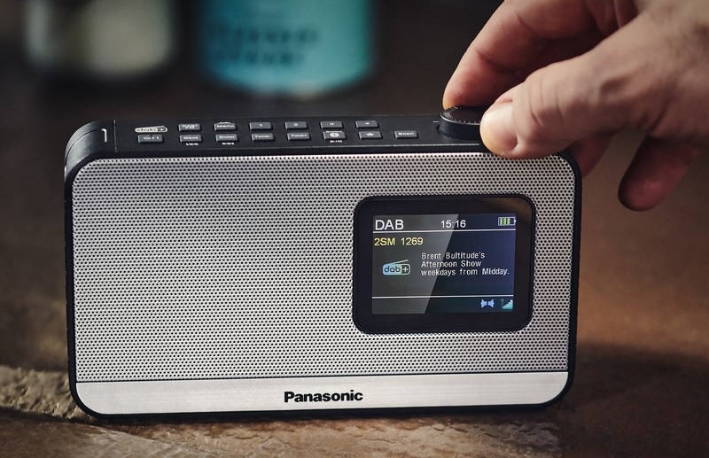 Rádioprijímač s DAB+ Panasonic RF-D15EG-K čierny/sivý Rádioprijímač s DAB+ Panasonic RF-D15EG-K čierny/sivý