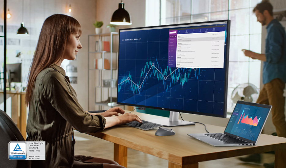 Monitor Dell UltraSharp U4323QE strieborný