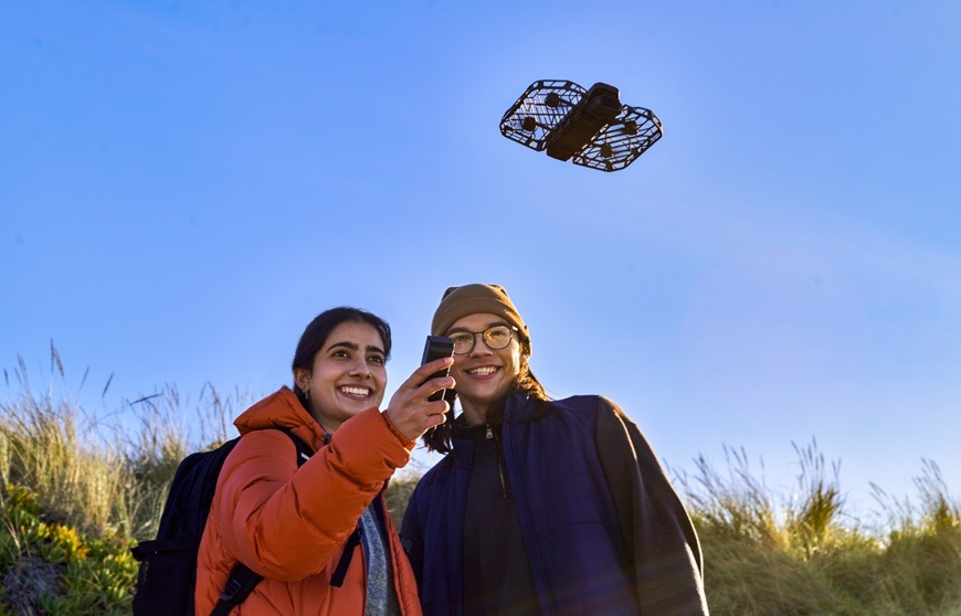 Dron HOVERAir X1 Pro Basic Combo čierny