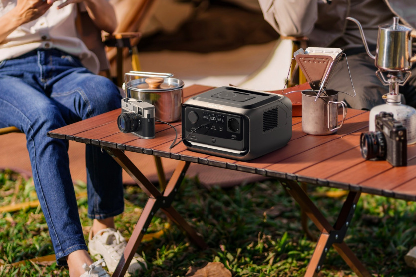 Nabíjacia stanica EcoFlow RIVER 3 Plus Wireless čierna Nabíjacia stanica EcoFlow RIVER 3 Plus Wireless - čierna