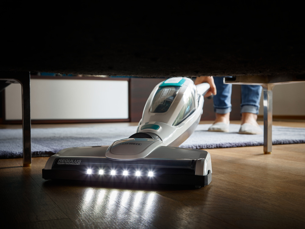 Tyčový vysávač Leifheit Regulus PowerVac 11925 Regulus PowerVac 2in1 biely/tyrkysový Posvítí vám na cestu