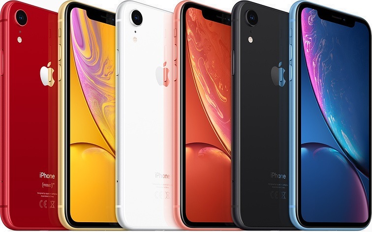 Mobilný telefón Apple iPhone XR 64 GB - čierny Mobilný telefón Apple iPhone XR 64 GB - čierny