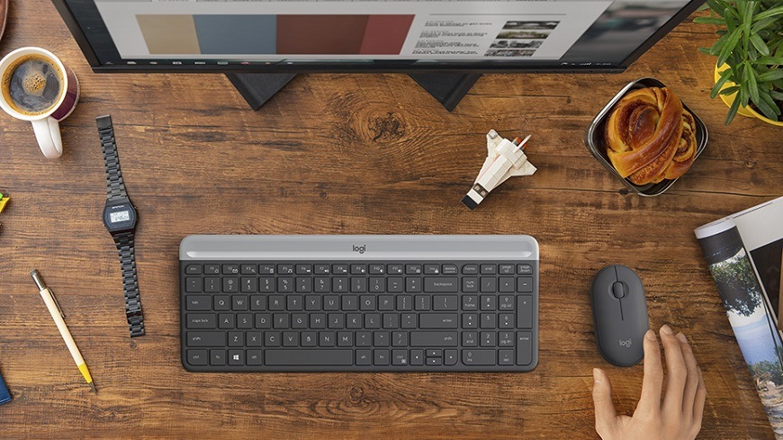 Klávesnica s myšou Logitech Wireless Combo MK470 Slim, CZ/SK sivá Klávesnica s myšou Logitech Wireless Combo MK470 Slim, CZ/SK sivá