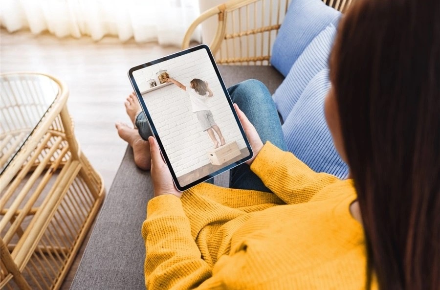 IP kamera Hama Smart Wi-Fi, Full HD, otáčanie/naklápanie biela