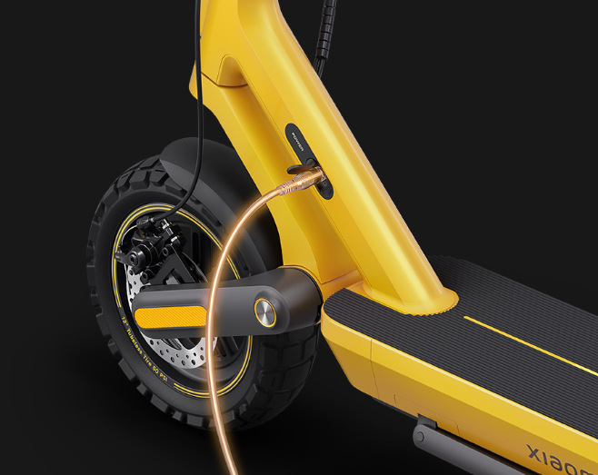 Xiaomi Electric Scooter 6 Ultra sa dokáže na 30 km dojazdu dobiť za hodinu