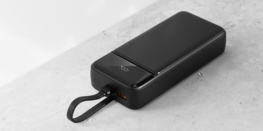 Powerbank Spello by Epico ForcePack 20000mAh, s integrovanými káblami SP21 čierna Powerbanka Spello by Epico ForcePack 20000mAh, s integrovanými káblami SP21