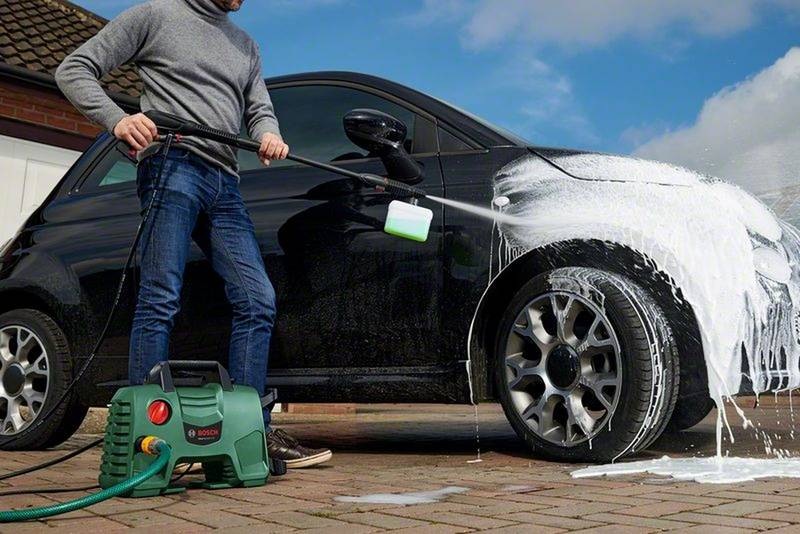 Vysokotlakový čistič Bosch EasyAquatak 110 Vysokotlaký čistič Bosch EasyAquatak 110 (0.600.8A7.F00)