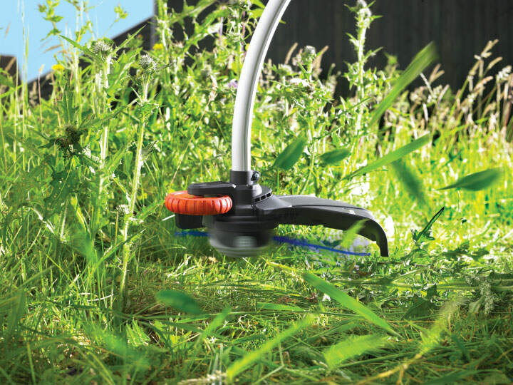Kosačka strunová Black-Decker GL9035