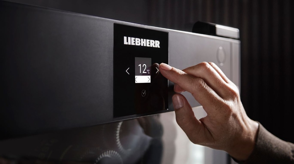 Vínotéka Liebherr GrandCru Selection WSbli 7731 čierna Vinotéka Liebherr WSbli 7731″ width=