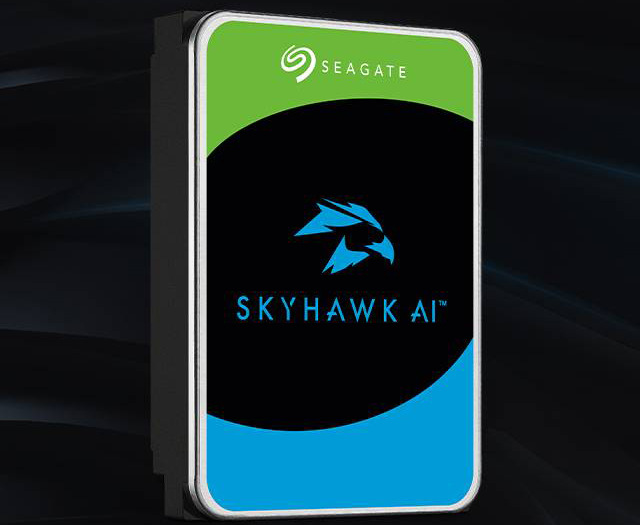 Pevný disk 3,5" Seagate SkyHawk AI 10TB sivá farba Pevný disk SkyHawk AI zvládne zbierať dáta zo 64 kamier a 32 AI streamov súčasne