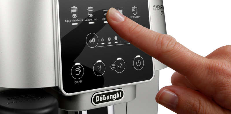 Automatický kávovar De'Longhi Magnifica Start Milk ECAM 220.80.SB Espresso De'Longhi ECAM 220.80.SB Magnifica Štart Milk