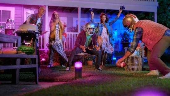 Svietidlo vonkajšie Philips Hue Impress White and Color Ambiance, stĺpik 77cm čierne