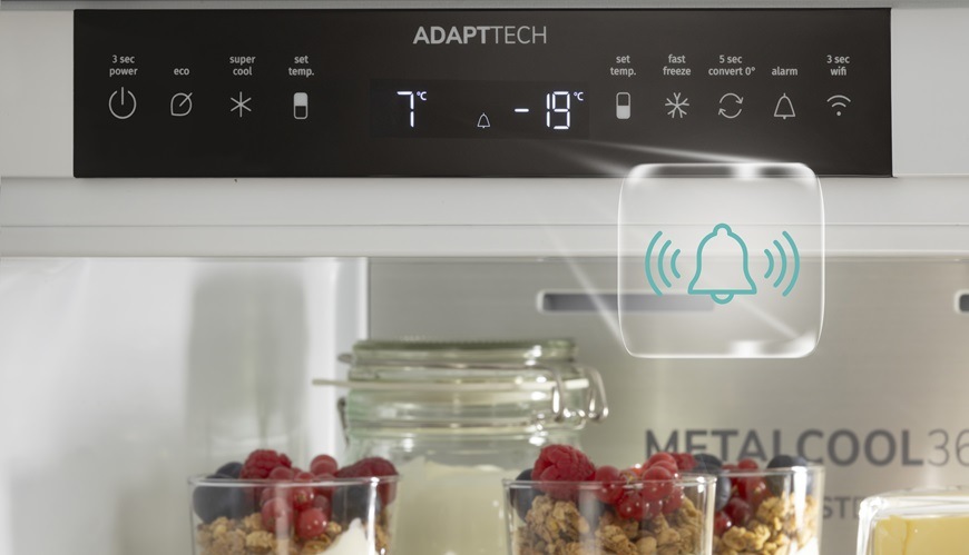 Kombinovaná chladnička Gorenje NRKI519E41, vstavaná, alarm otvorených dverí
