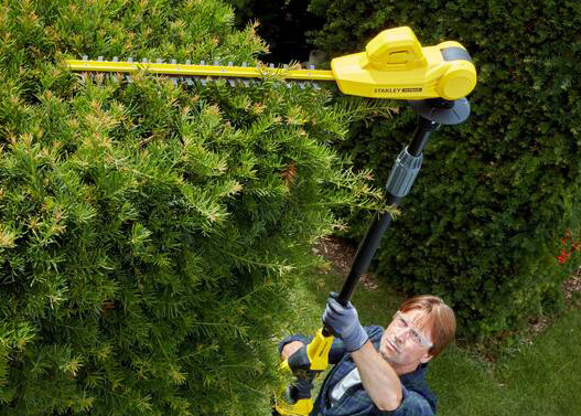 Nožnice na živý plot Stanley FatMax SFMCPH845M1-QW (s batériou)